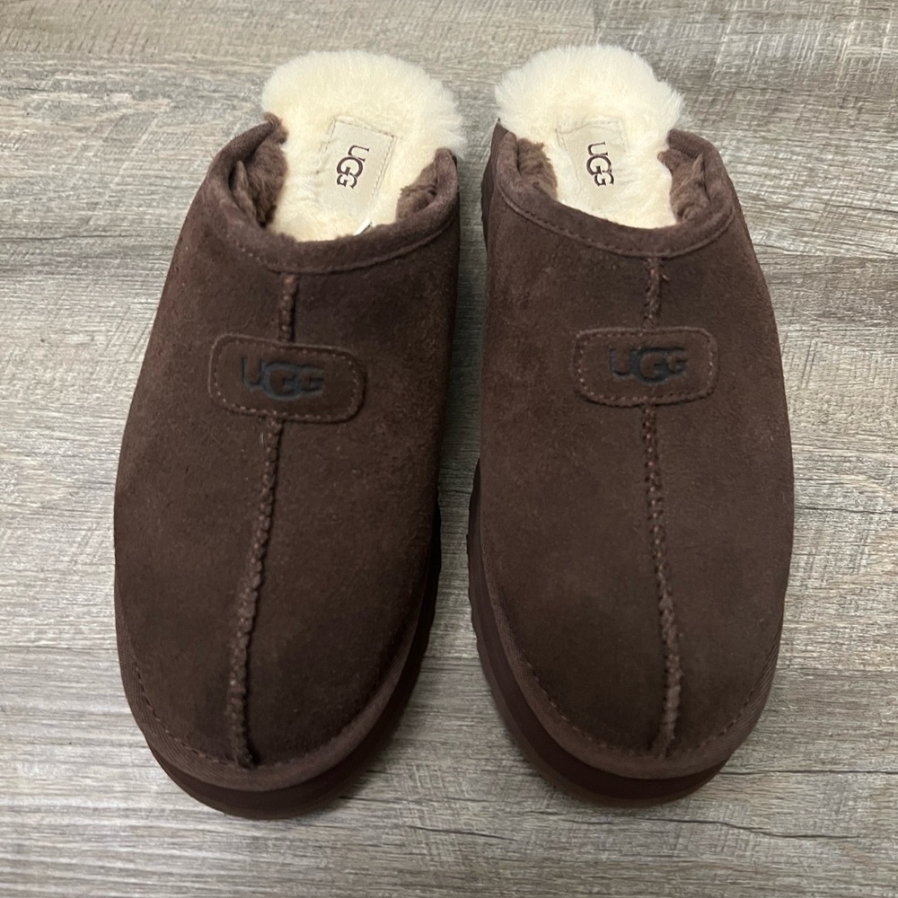 UGG women’s Chocolate shoes